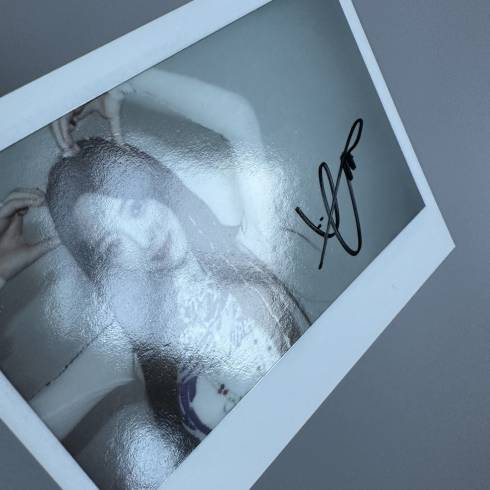 ITZY YUNA SIGNED 7TH MINI ALBUM 'KILL MY DOUBT' POLAROID POSTCARD